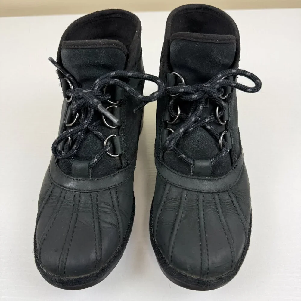 UGG Greda Black Waterproof Duck Boots S/N 1102650